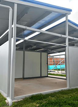 colegio tom adams
